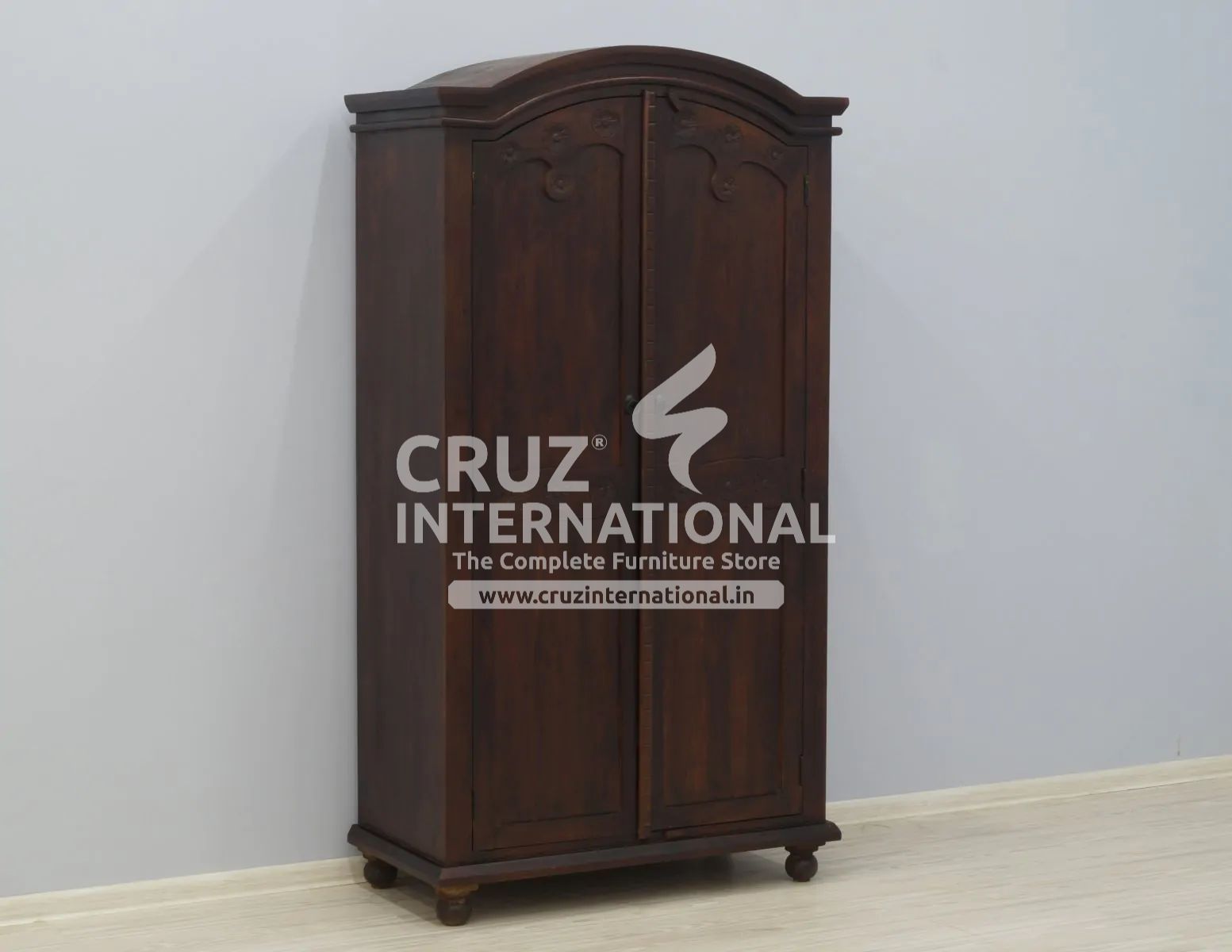 Classic Esperanza Almirah & Wardrobe | Standard | CRUZ INTERNATIONAL